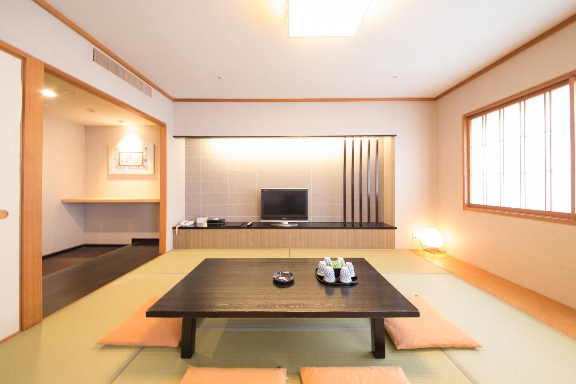 World Hotel&resort 酒店 4*